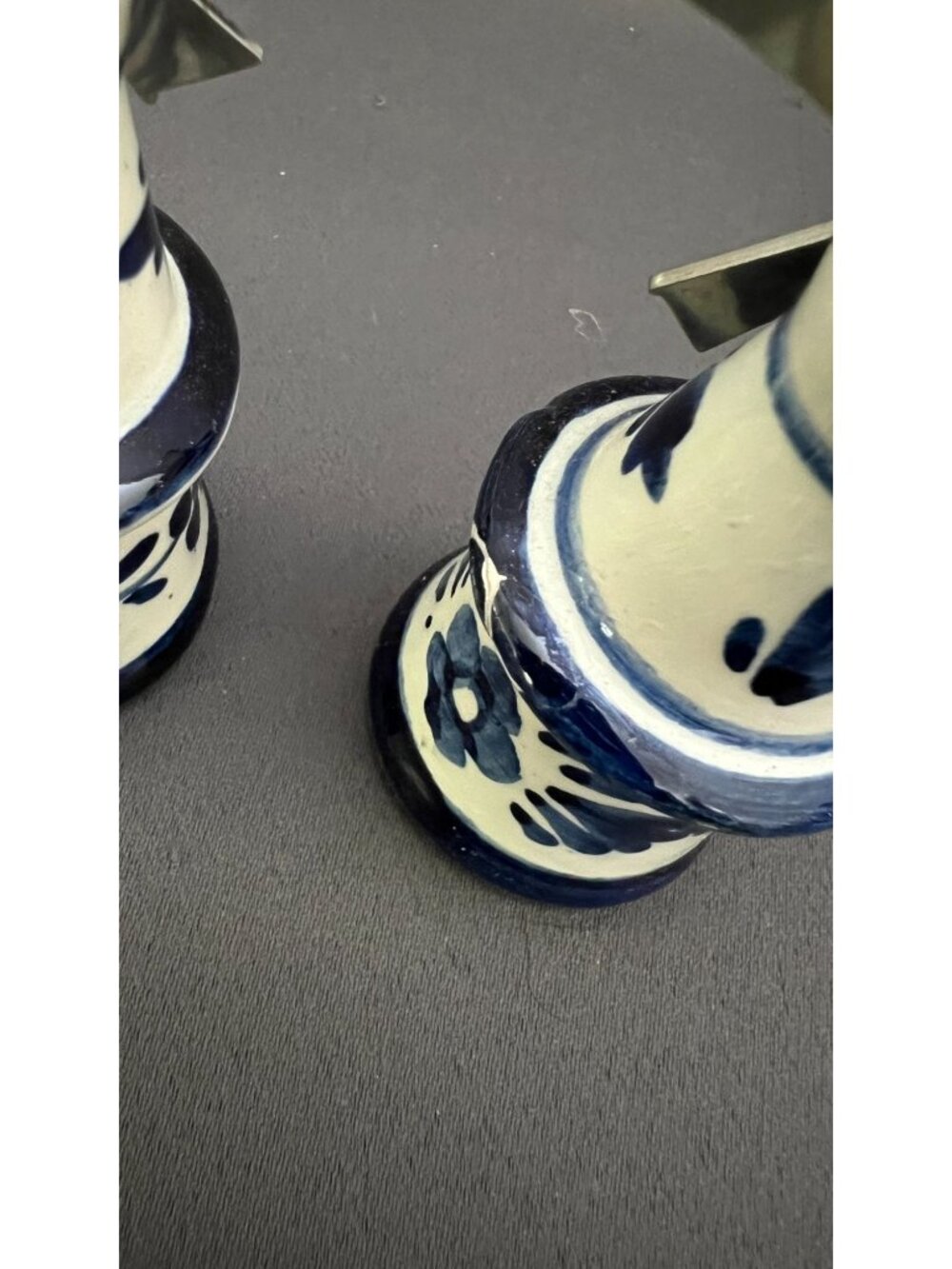Delft Blue and White Windmill Salt & Pepper Shakers Dutch Hand-Painted - Picture 4 of 5